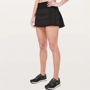 ￼ Lululemon pace rival skirt